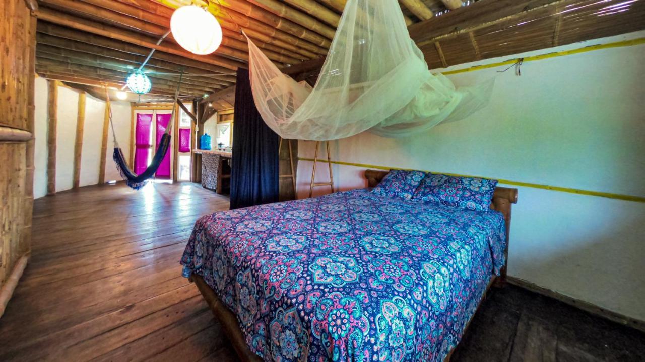 Raices Mompiche Hotell Eksteriør bilde